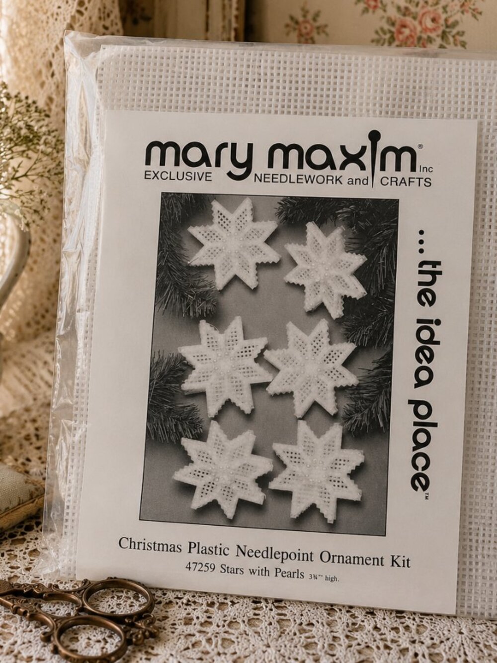 **Vintage Mary Maxim Stars With Pearls Christmas Needlepoint Ornament Kit #47259